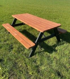 Goedkopepicknicktafels.nl | Zwart Bruine XL Picknicktafel Bruno | Tuintafel 6 Persoons | Bruin Zwart Gespoten Gedroogd Grenen Hout! -Tuinartikelen Winkel 1071x1200