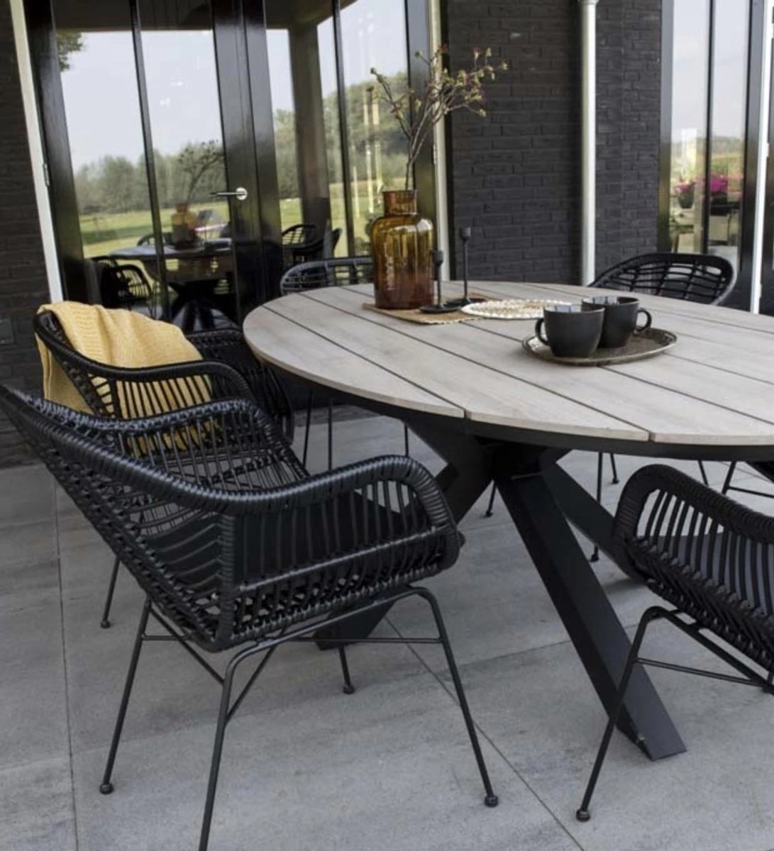 Ovale Tuintafel Cyprus 180cm | Wood | Polywood & Aluminium 3 Ovale Tuintafel Cyprus 180cm | Wood | Polywood & Aluminium - Image 3