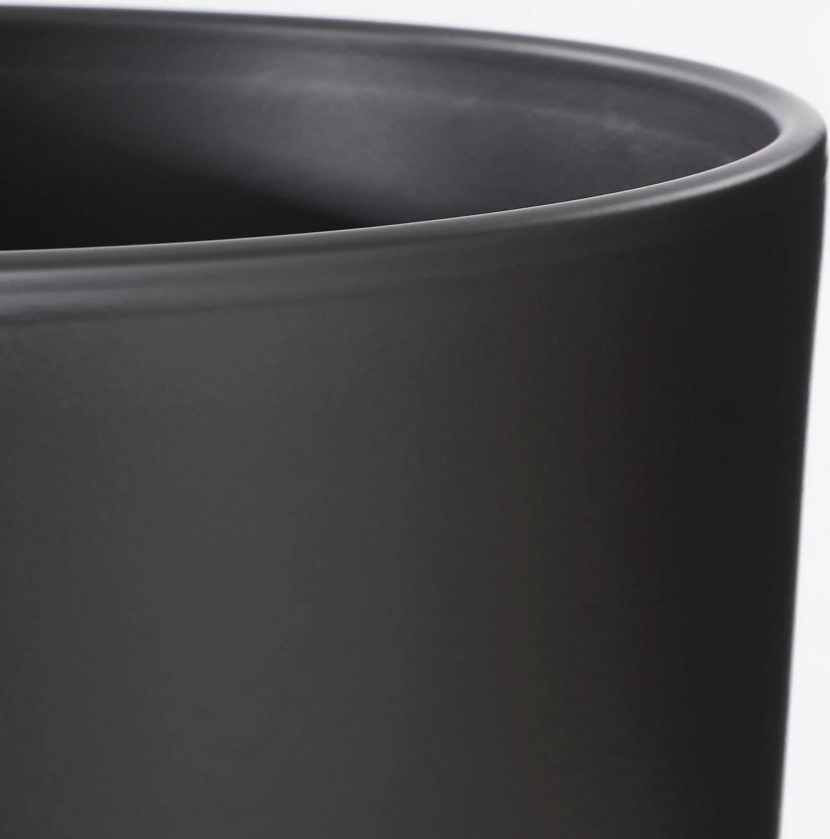 Mica Decorations Tusca Bloempot - H25 X Ø28 Cm - Mat - Zwart 2 Mica Decorations Tusca Bloempot - H25 X Ø28 Cm - Mat - Zwart - Image 2
