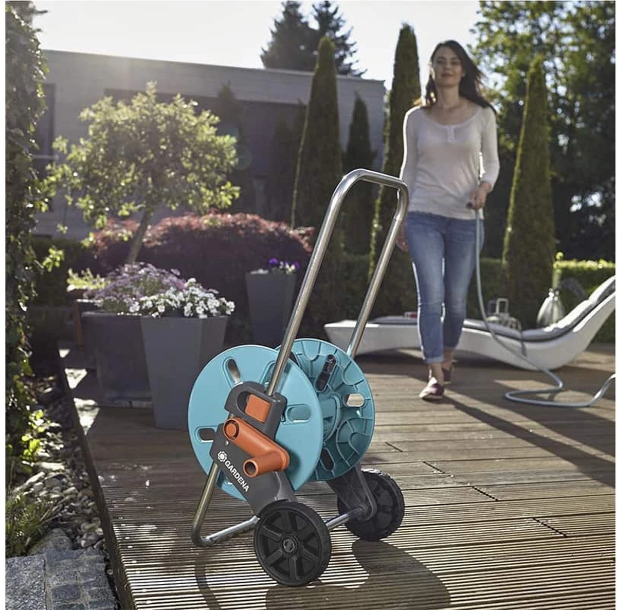 GARDENA AquaRoll S Slangenwagen - Verstelbare Handgreep - Excl. Tuinslang 3 GARDENA AquaRoll S Slangenwagen - Verstelbare Handgreep - Excl. Tuinslang - Image 3