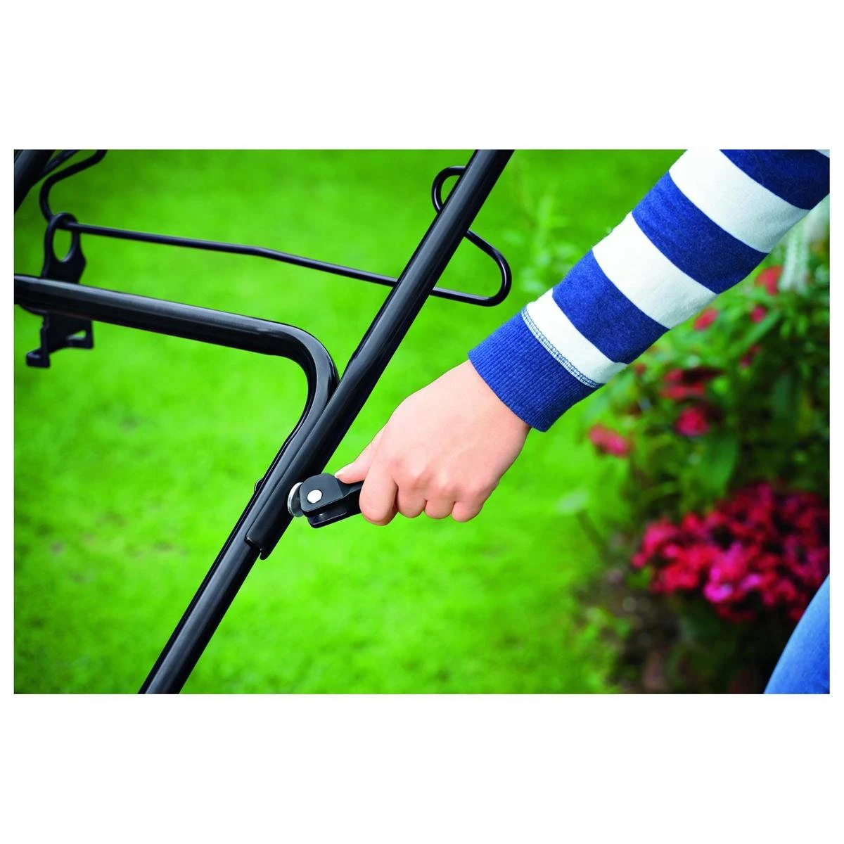 WOLF-Garten A 340 E Elektrische Grasmaaier - 1400 W - 34 Cm Maaibreedte - 30 Liter Opvangbak - Centrale Hoogte-instelling 3 WOLF-Garten A 340 E Elektrische Grasmaaier - 1400 W - 34 Cm Maaibreedte - 30 Liter Opvangbak - Centrale Hoogte-instelling - Image 3