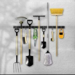 Bezem Ophangsysteem – Bezemhouder – Tuingereedschap – RVS – 5 Houders – 6 Haken - BAULK® 11 Bezem Ophangsysteem – Bezemhouder – Tuingereedschap – RVS – 5 Houders – 6 Haken - BAULK® -Tuinartikelen Winkel 1200x1200 1126