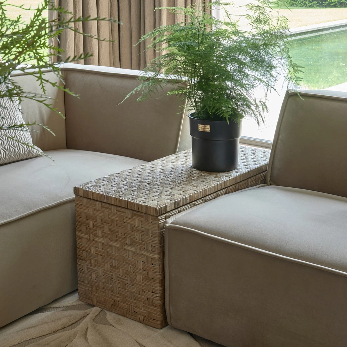 Riviera Maison Bloempot Voor Binnen Zwart - City Loft Flower Pot S 7 Riviera Maison Bloempot Voor Binnen Zwart - City Loft Flower Pot S - Image 7