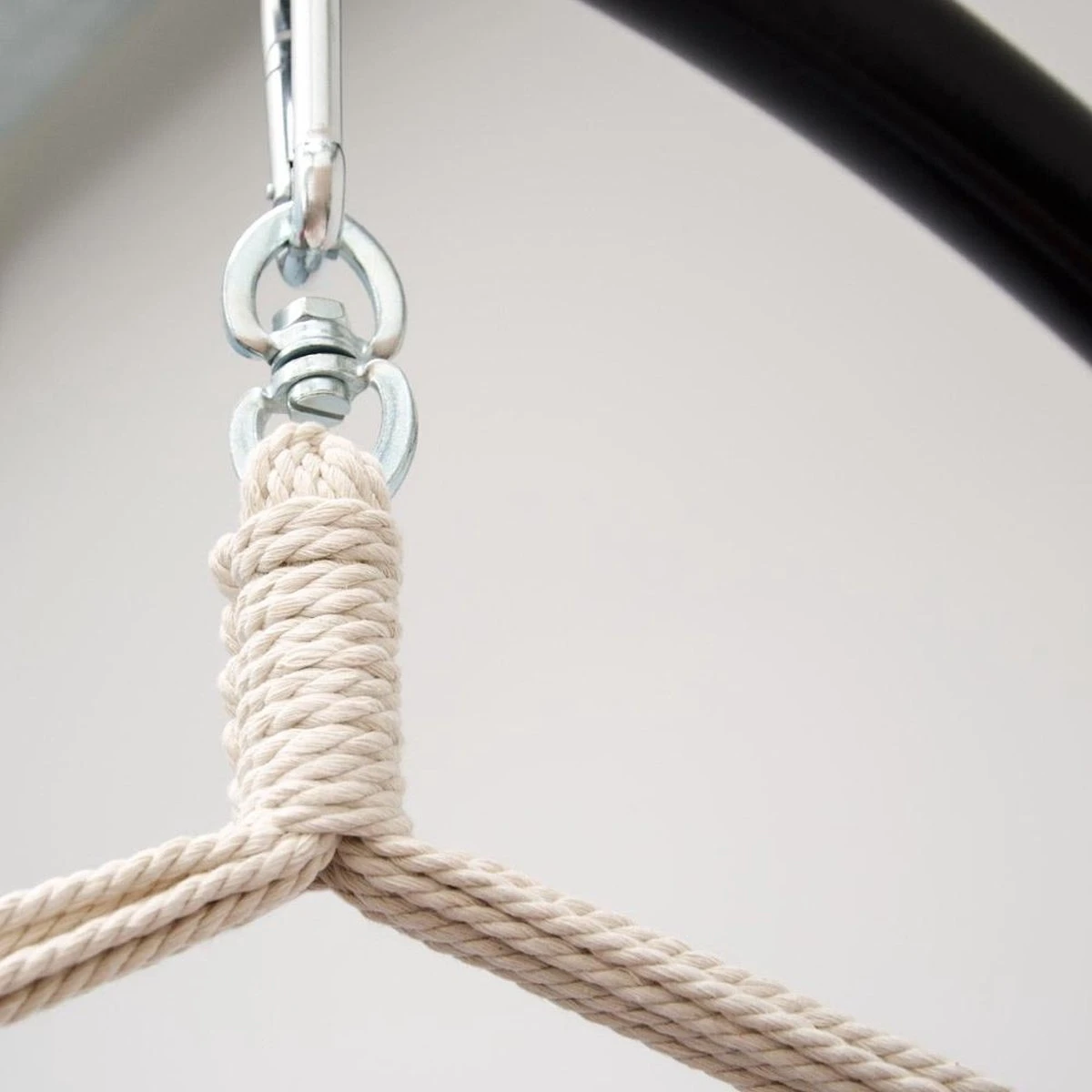 XXL 2 Persoons Hangstoel 185x130 - Zit Hangmat Met Spreidstok Tot 150 Kg - Binnen En Buiten 7 XXL 2 Persoons Hangstoel 185x130 - Zit Hangmat Met Spreidstok Tot 150 Kg - Binnen En Buiten - Image 7