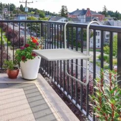 Luxe Inklapbare Balkontafel – 52 X 40 X 56cm – Wit – Hangend – Balkonbar – Balkontafels – Balkontafeltje – Hangtafel Balkon – Balcony Table – Voor Aan Het Balkon – Ophangbaar – Opklapbaar – Tafel – Inklapbaar – Buiten – Tafeltje – Klaptafel -Tuinartikelen Winkel 1200x1200 52
