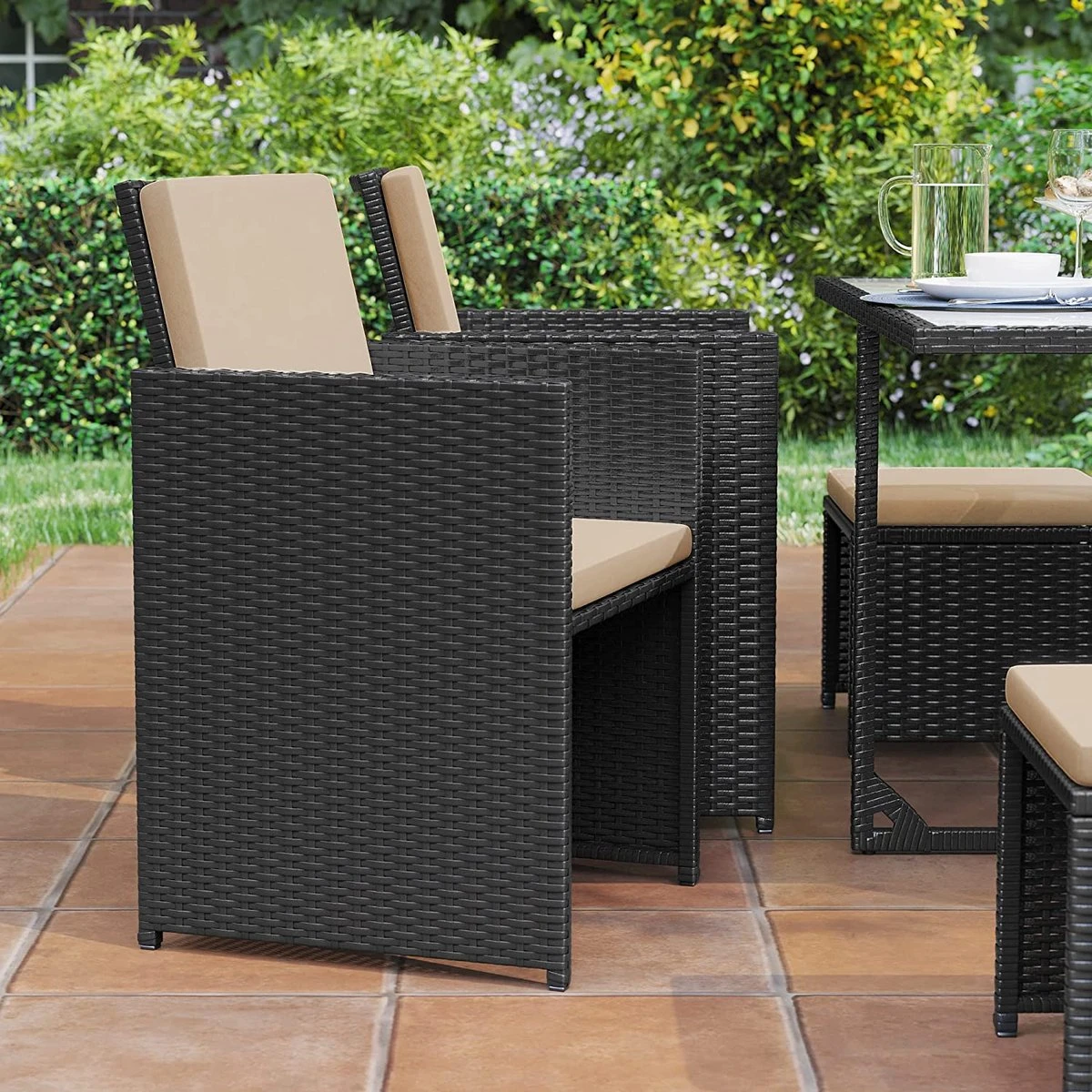 Tuinmeubelset - Tuinset 4 6 8 Persoons - Eettafel En Stoelen - Set Van 9 - Terras - Tuintafel - Salontafel Met Glazen Oppervlak - Zwart Beige 6 Tuinmeubelset - Tuinset 4 6 8 Persoons - Eettafel En Stoelen - Set Van 9 - Terras - Tuintafel - Salontafel Met Glazen Oppervlak - Zwart Beige - Image 6