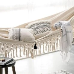 QUVIO Hangmat Voor In De Tuin - Tuinstoelen - Reishangmat Voor Camping, Outdoor En Reizen - Hamock - Katoen Ademend - Maximale Belasting Van 250KG - Lig Oppervlak Van 180 Cm - Geschikt Voor 1 Persoon - Beige 11 QUVIO Hangmat Voor In De Tuin - Tuinstoelen - Reishangmat Voor Camping, Outdoor En Reizen - Hamock - Katoen Ademend - Maximale Belasting Van 250KG - Lig Oppervlak Van 180 Cm - Geschikt Voor 1 Persoon - Beige -Tuinartikelen Winkel 1200x1200 731