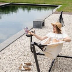 Vita5 Hangmat Met Standaard – 2 Persoons – Incl. Bekerhouder – 205kg Draaggewicht – Beige/Wit -Tuinartikelen Winkel 1200x1200 768