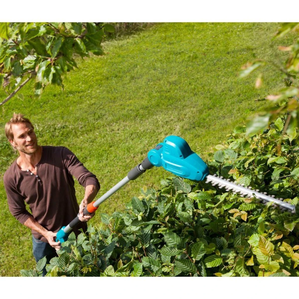 GARDENA - Telescopische THS 500/48 - Heggenschaar (gemotoriseerd) - 48 Cm Meslengte - 25 Mm Tandmes Opening 4 GARDENA - Telescopische THS 500/48 - Heggenschaar (gemotoriseerd) - 48 Cm Meslengte - 25 Mm Tandmes Opening - Image 4