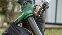 Bosch UniversalGardenTidy 3000 Bladblazer - Op Snoer - 3000 W 15 Bosch UniversalGardenTidy 3000 Bladblazer - Op Snoer - 3000 W -Tuinartikelen Winkel 1200x675 14