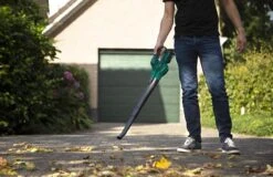 VONROC Accu Bladblazer – VPower 20V – 2 Standen – Max. Blaassnelheid 190km/u – Incl. Accu En Oplader -Tuinartikelen Winkel 1200x778 3