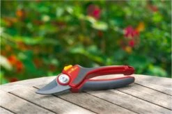 WOLF-Garten Snoeischaar "Premium Plus" RR 4000 - Max. Knipdiameter 22 Mm - Links- En Rechtshandige - Softinleg Handgreep - Snijhoek 30° - Voor Grote Handen - Vervangbare Messen -Tuinartikelen Winkel 1200x798 10