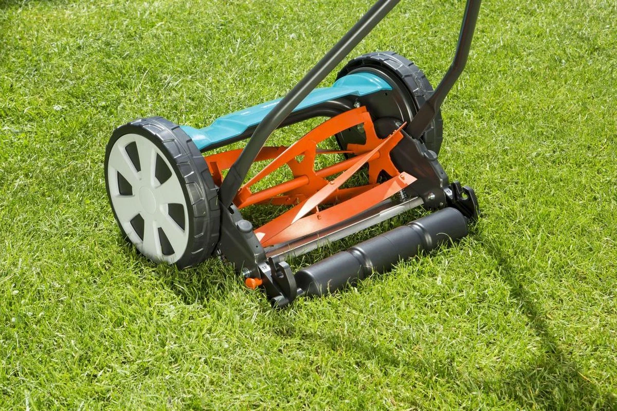 GARDENA Kooimesmaaier 330 Grasmaaier - Maaibreedte 33 Cm - Gazons Tot Ca. 150 M² 5 GARDENA Kooimesmaaier 330 Grasmaaier - Maaibreedte 33 Cm - Gazons Tot Ca. 150 M² - Image 5