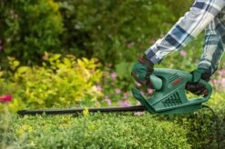 Bosch EasyHedgecut 45 Heggenschaar - Op Snoer - 420 W -Tuinartikelen Winkel 1200x799 85