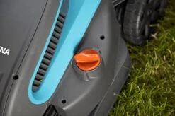 GARDENA - PowerMax™ 1200/32 0- Grasmaaier (gemotoriseerd) - Maaibreedte 32 Cm -Tuinartikelen Winkel 1200x799 95