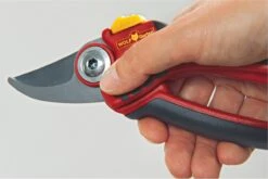 WOLF-Garten Snoeischaar "Premium Plus" RR 4000 - Max. Knipdiameter 22 Mm - Links- En Rechtshandige - Softinleg Handgreep - Snijhoek 30° - Voor Grote Handen - Vervangbare Messen -Tuinartikelen Winkel 1200x800 296