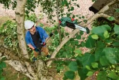 Bosch UniversalHedgePole 18 Heggenschaar Op Steel - Met 18 V Accu En Lader -Tuinartikelen Winkel 1200x800 341