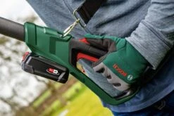 Bosch UniversalHedgePole 18 Heggenschaar Op Steel - Met 18 V Accu En Lader -Tuinartikelen Winkel 1200x800 342