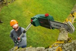 Bosch UniversalHedgePole 18 Heggenschaar Op Steel - Met 18 V Accu En Lader -Tuinartikelen Winkel 1200x800 344