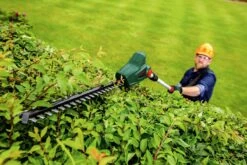 Bosch UniversalHedgePole 18 Heggenschaar Op Steel - Met 18 V Accu En Lader -Tuinartikelen Winkel 1200x800 345