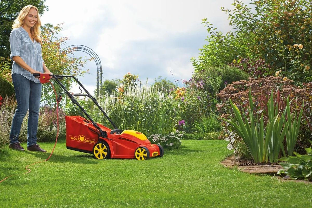 WOLF-Garten A 340 E Elektrische Grasmaaier - 1400 W - 34 Cm Maaibreedte - 30 Liter Opvangbak - Centrale Hoogte-instelling 20 WOLF-Garten A 340 E Elektrische Grasmaaier - 1400 W - 34 Cm Maaibreedte - 30 Liter Opvangbak - Centrale Hoogte-instelling - Image 20