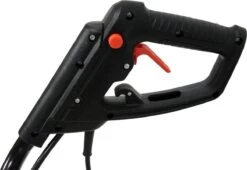 Profeco Tuinfrees Elektrisch 1050W - Grondfrees Verrijdbaar - Werkbreedte: 360mm 7 Profeco Tuinfrees Elektrisch 1050W - Grondfrees Verrijdbaar - Werkbreedte: 360mm -Tuinartikelen Winkel 1200x826 2