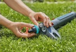 GARDENA - Zwenksproeier AquaZoom S - Tuinsproeier - 9 Tot 150 M² 22 GARDENA - Zwenksproeier AquaZoom S - Tuinsproeier - 9 Tot 150 M² -Tuinartikelen Winkel 1200x829 3