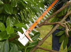 Black & Decker BLACK+DECKER BEHTS451-QS Heggenschaar - 550W - 60cm - Gesnoerd -Tuinartikelen Winkel 1200x878 1