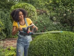 GARDENA - ComfortCut 50/18V-P4A Ready-To-Use Set - Heggenschaar 26 GARDENA - ComfortCut 50/18V-P4A Ready-To-Use Set - Heggenschaar -Tuinartikelen Winkel 1200x899 22