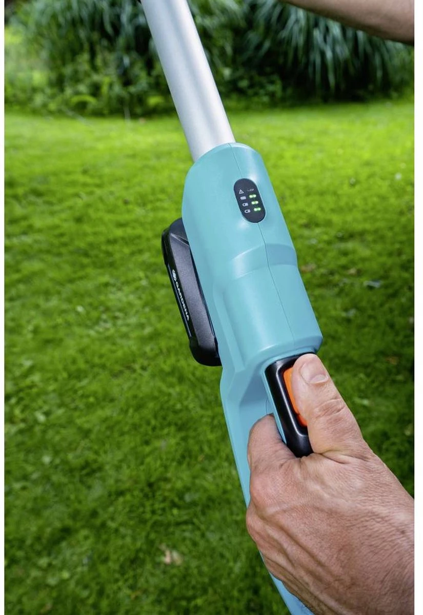 GARDENA - Telescopische Heggenschaar (Zonder Accu) - THS 42/18V P4A - Meslengte 42cm - Tandmes Opening 16mm 4 GARDENA - Telescopische Heggenschaar (Zonder Accu) - THS 42/18V P4A - Meslengte 42cm - Tandmes Opening 16mm - Image 4